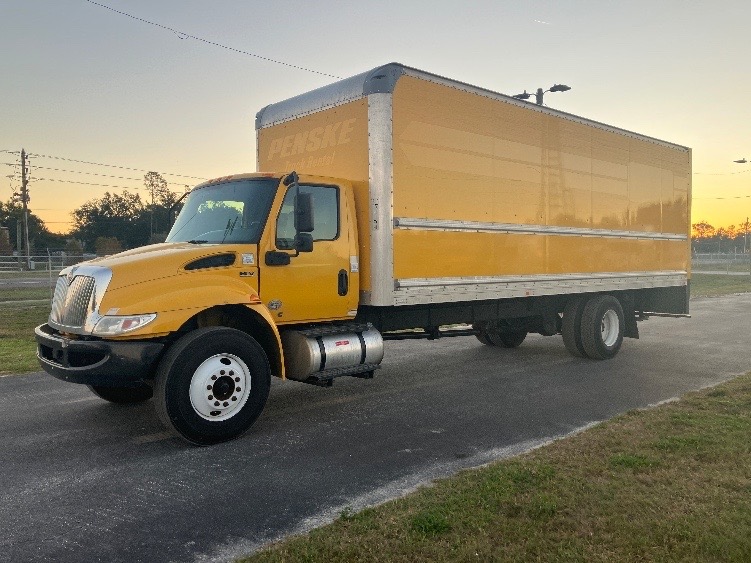 Box truck image